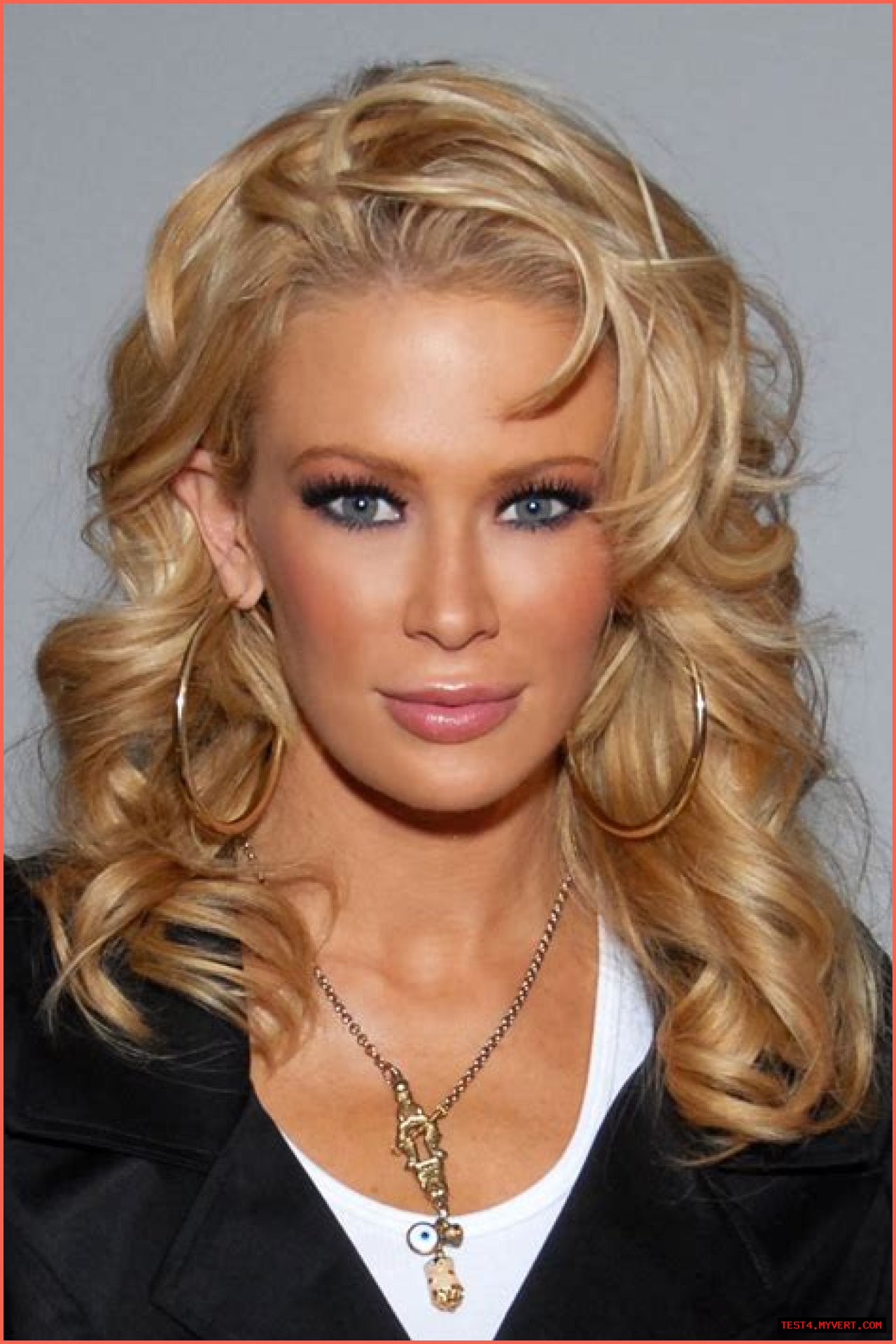 Jenna Jameson: The Queen Of Adult Entertainment